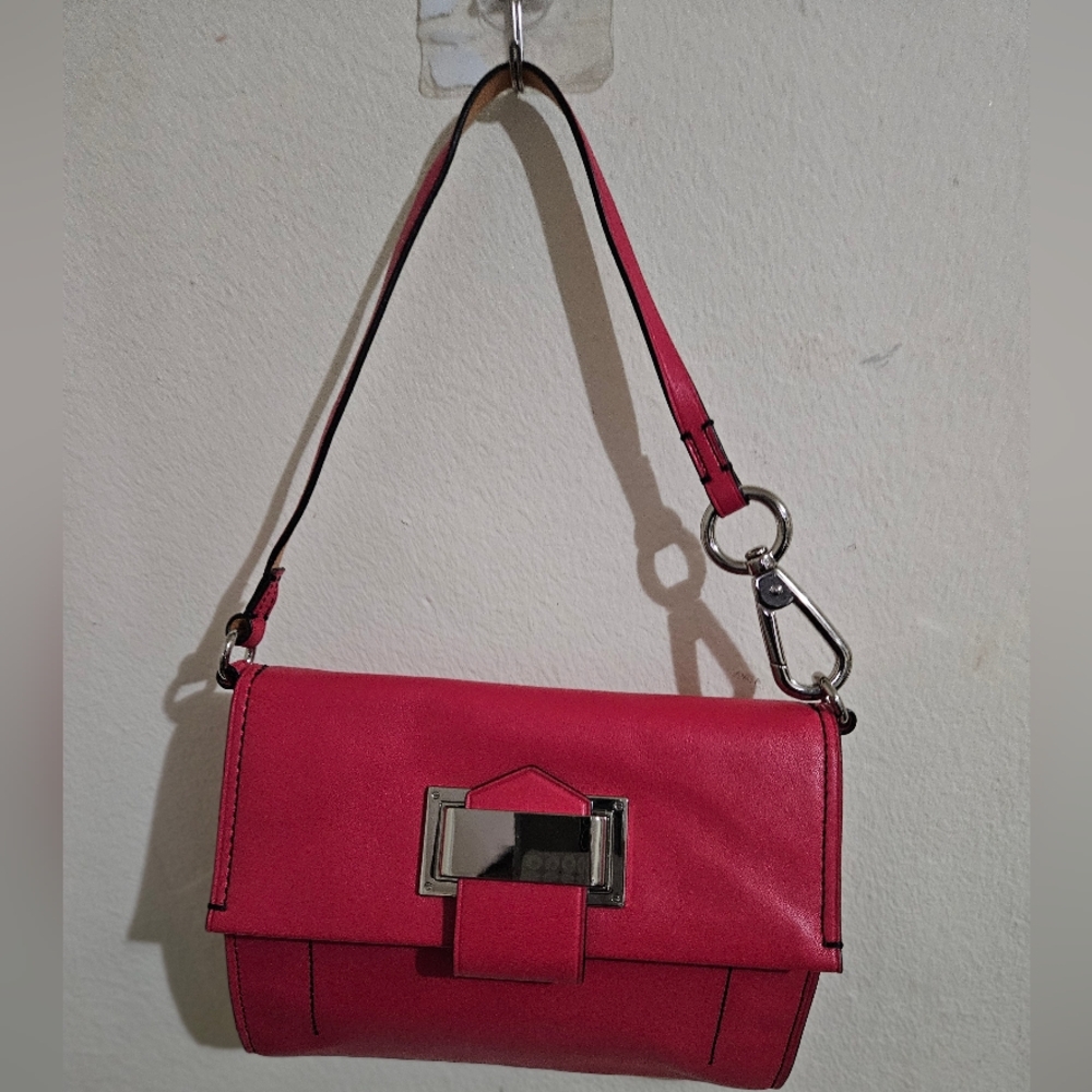 Krakoff

Reed Krakoff Kit Pink Clutch Wristlet Bag